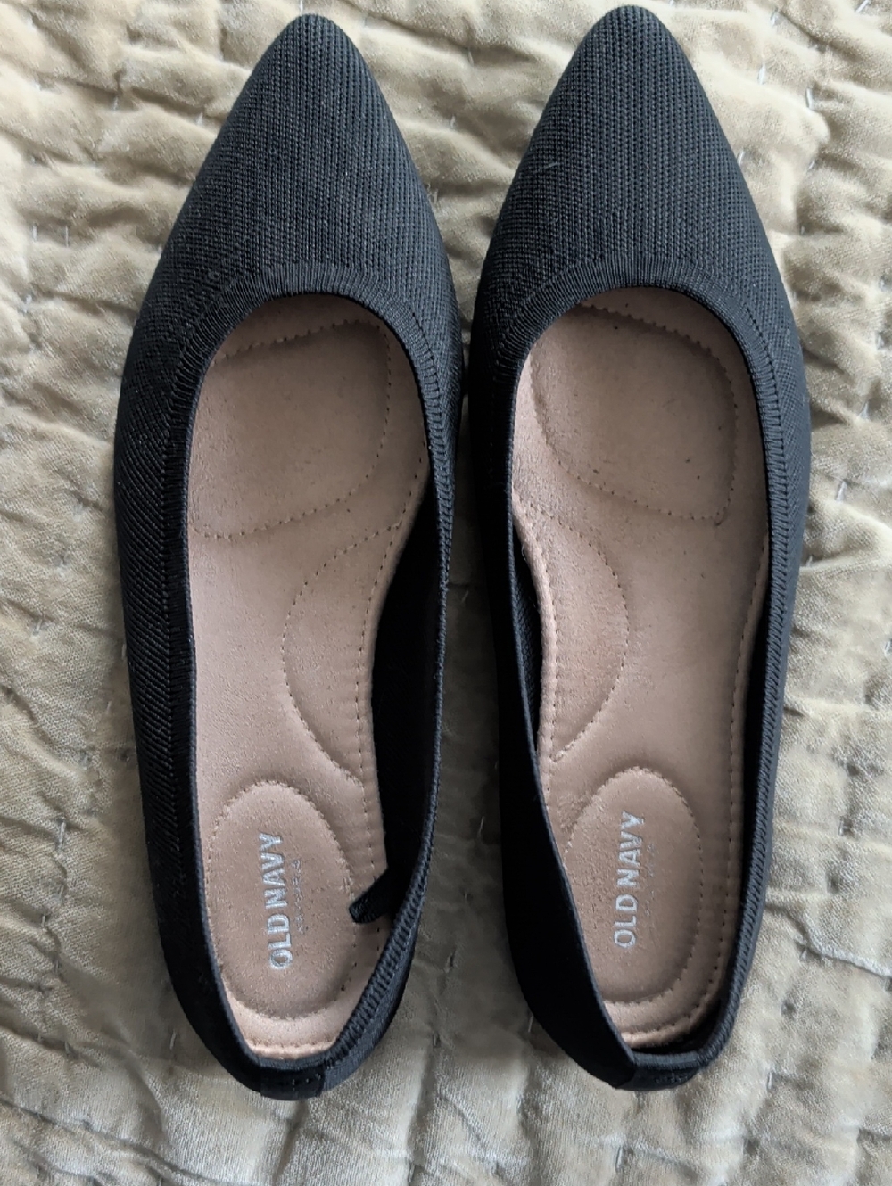 Old Navy Black Pointed Toe Knit Comfort Flats